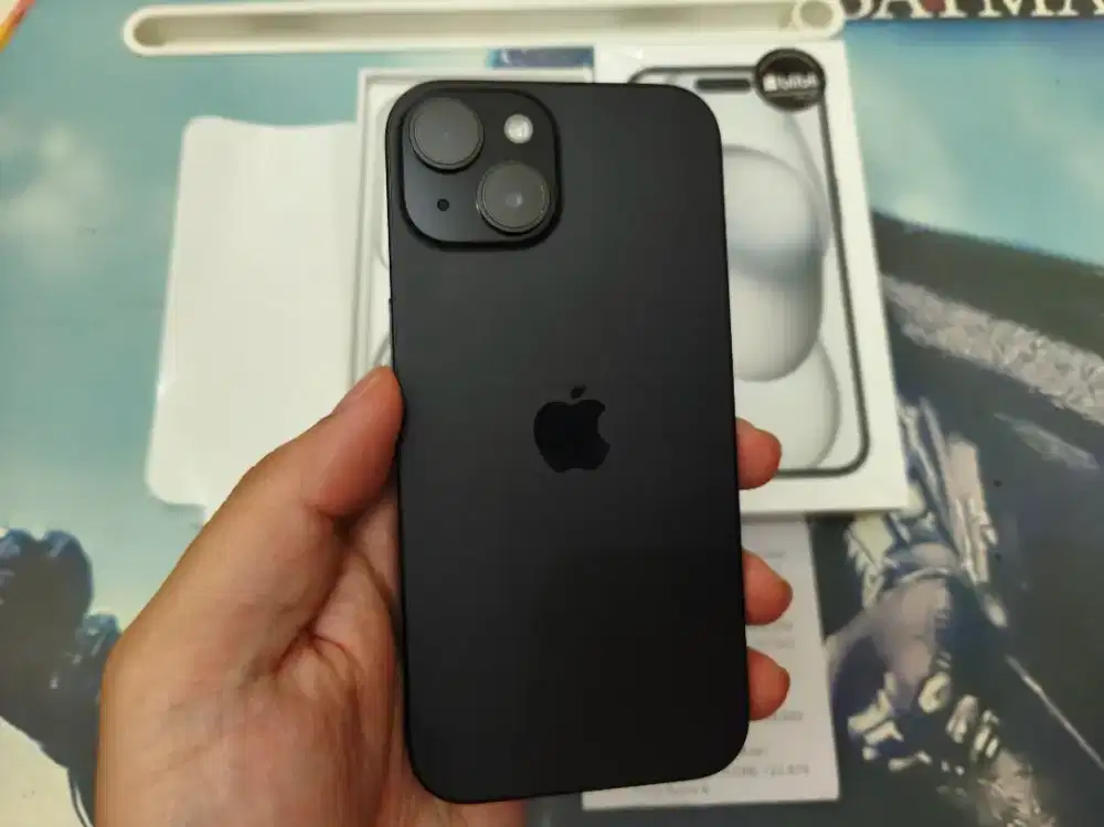 Apple iPhone 15 128GB Black Garansi Panjang