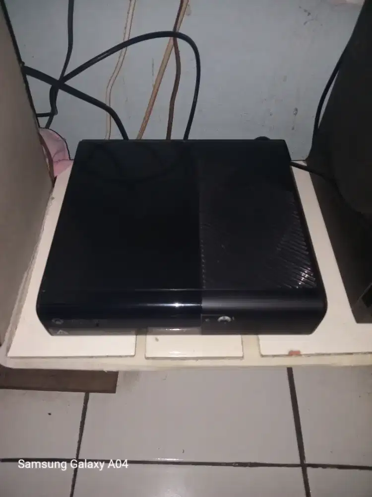 Xbox 360 slim E 250gb