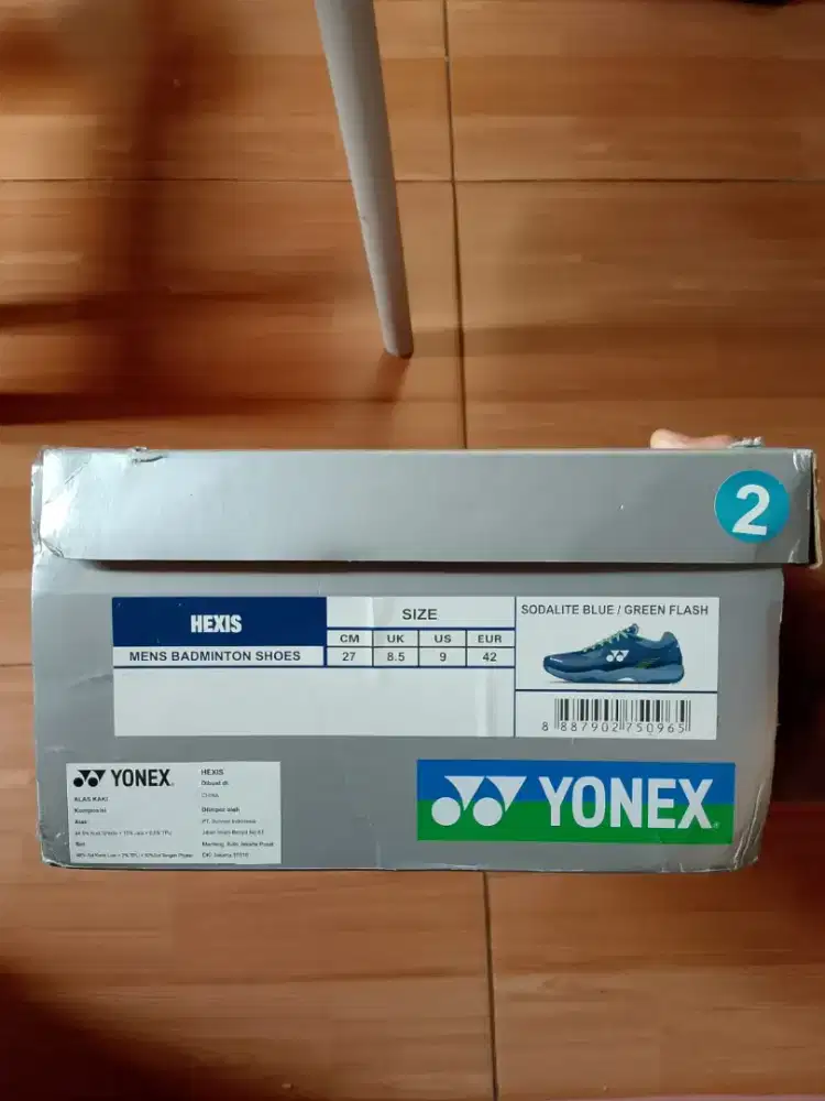Sepatu Badminton Yonex Hexis