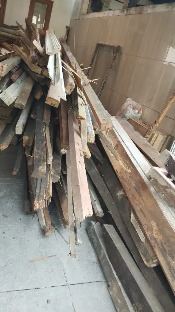 Kayu balok dan kaso, reng