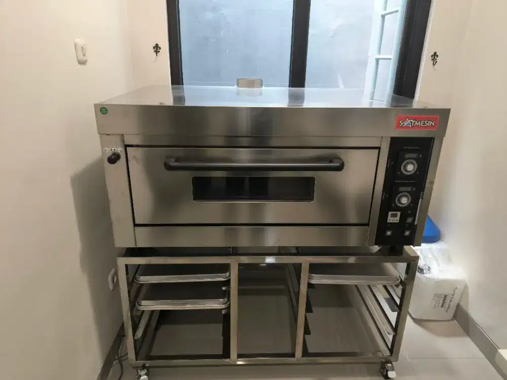 Oven Gas SATmesin - 1 Deck 2 Loyang SATF-YXY20AS (Bonus Meja Oven)
