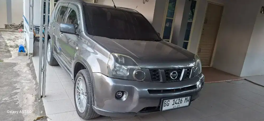 Dijual nissan xtrail