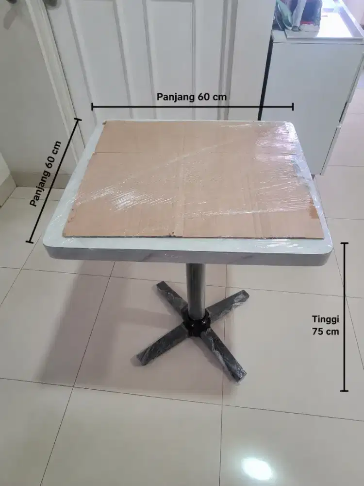 Meja 60 x 75 cm ( Panjang x tinggi )