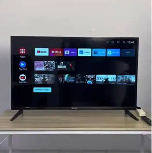 Tv LED 32 Inchi merek LG tanpa setbox baru pakai 5 bulan