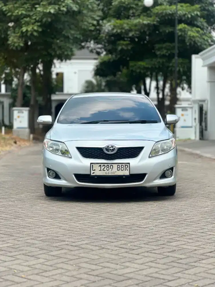 Altis V 2.0 AT 2010,type tertinggi,fitur melimpah,mewah,murah,istimewa