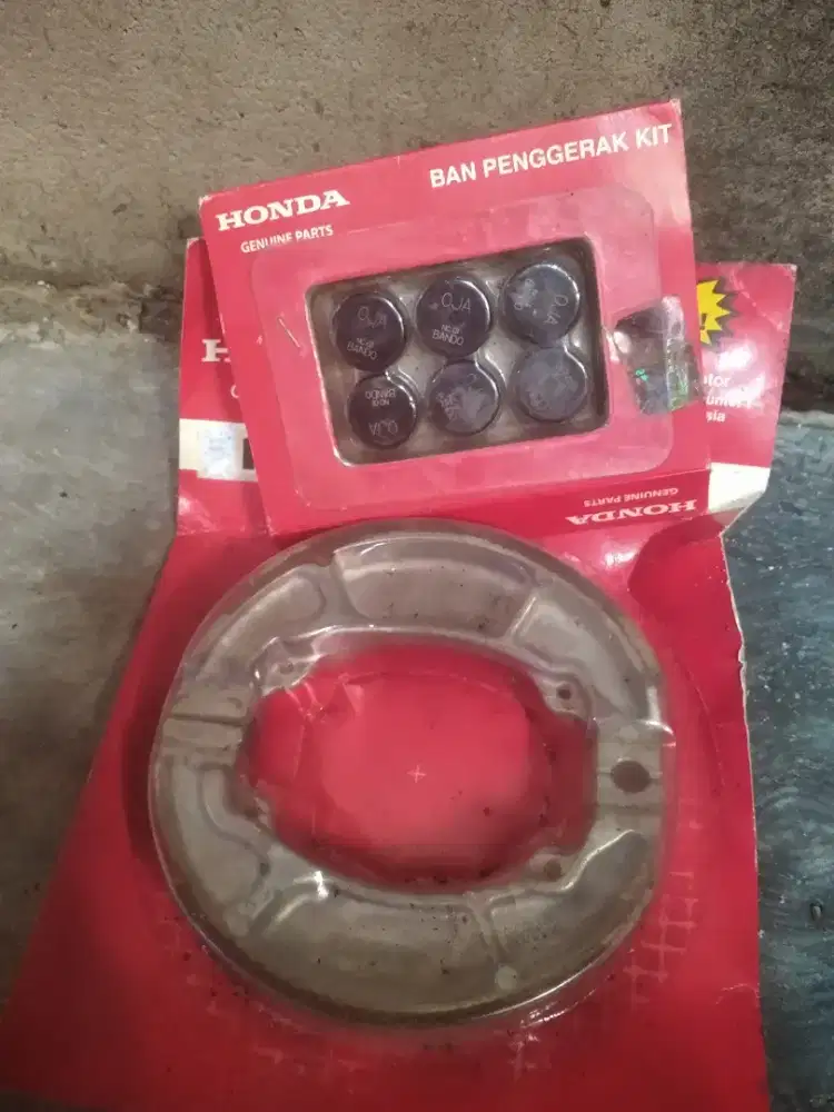 Roler beat, kampas rem belakang beat dan comstir bearing stang Yamaha