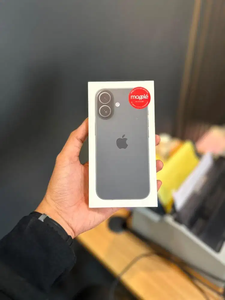 17 256GB, BLACK (NEW BNIB)