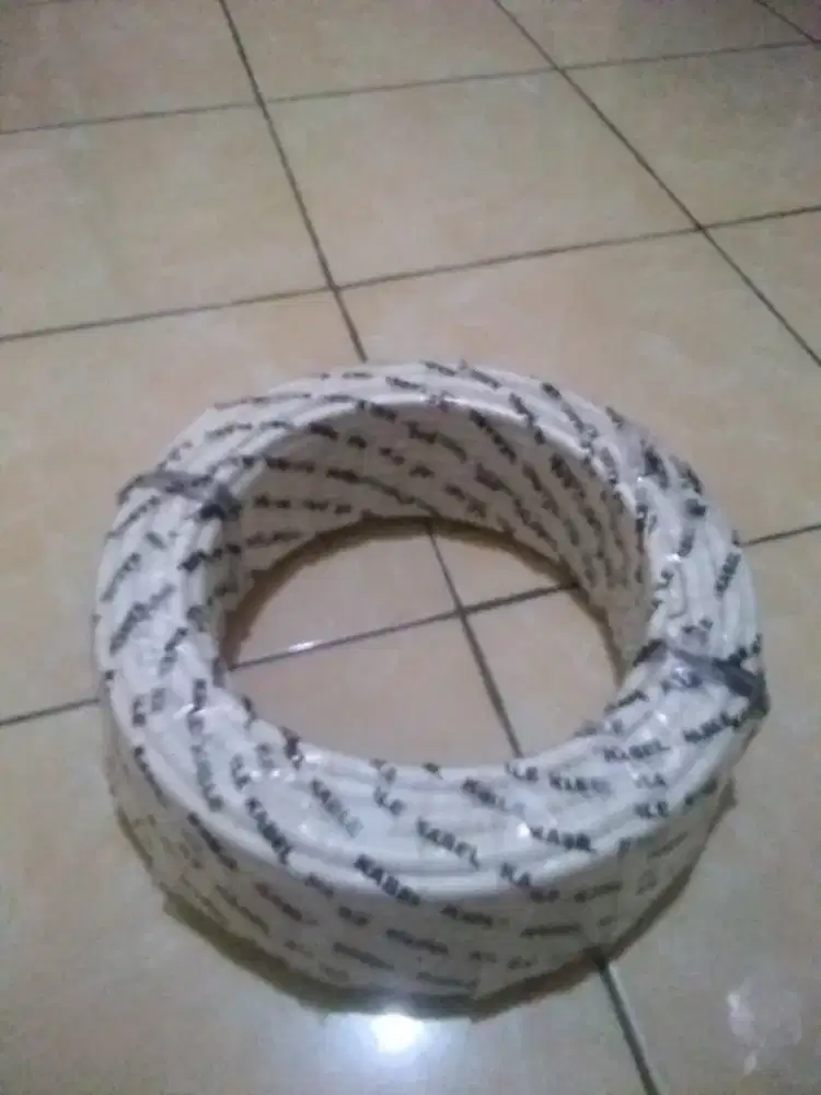 Kabel listrik kawat