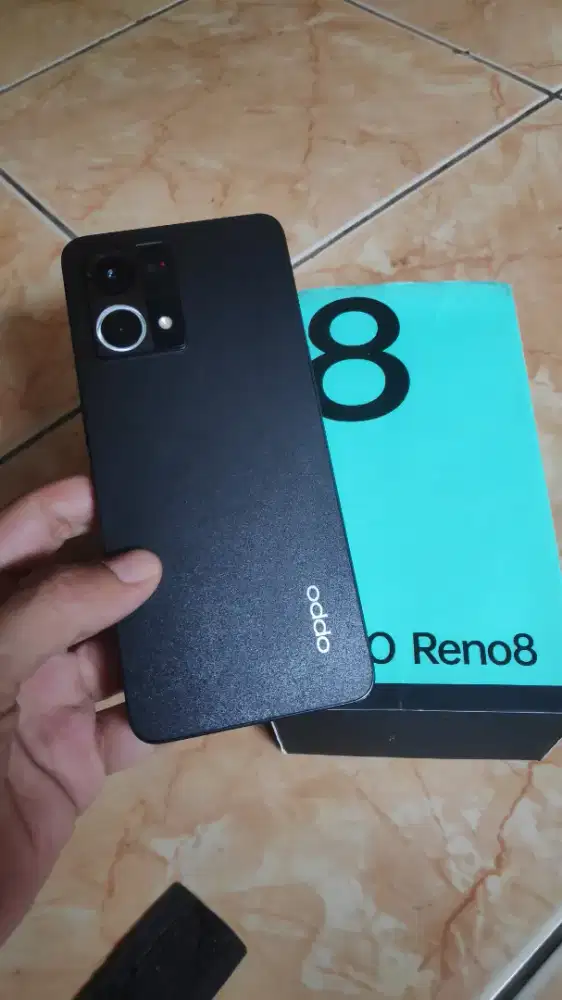 Oppo reno 8 4G 8/256 RESMI INDONESIA