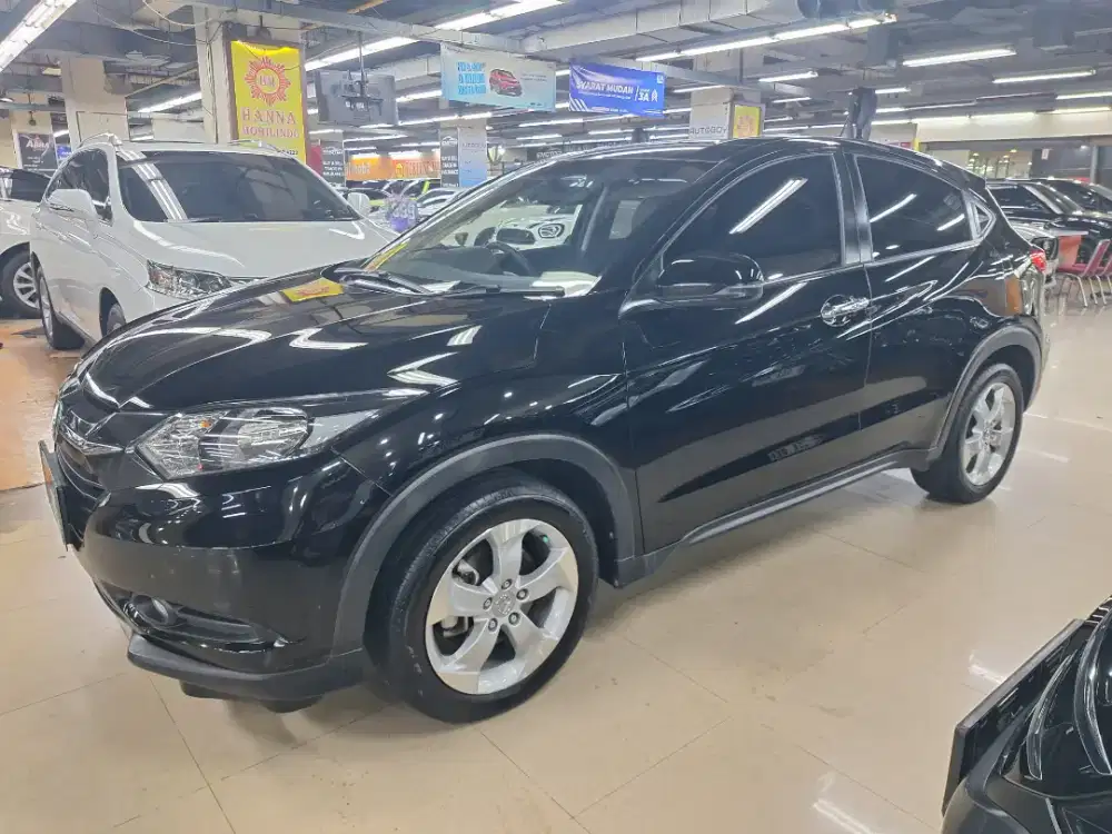 MURAH BANGET DP 10 JUTA HONDA  HRV 2016 1.5  E