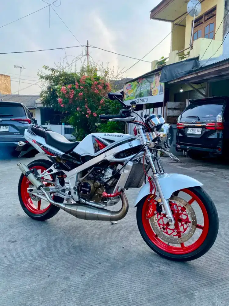 Kawasaki Ninja R 2012 Convert SS