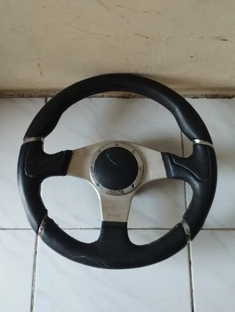 Stir mobil merk MOMO ,made in Italy