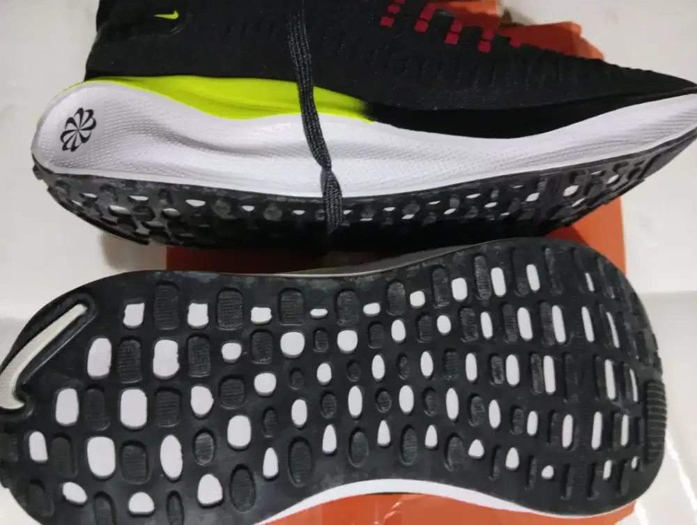 Sepatu Nike  Reactx infinty 4, 43