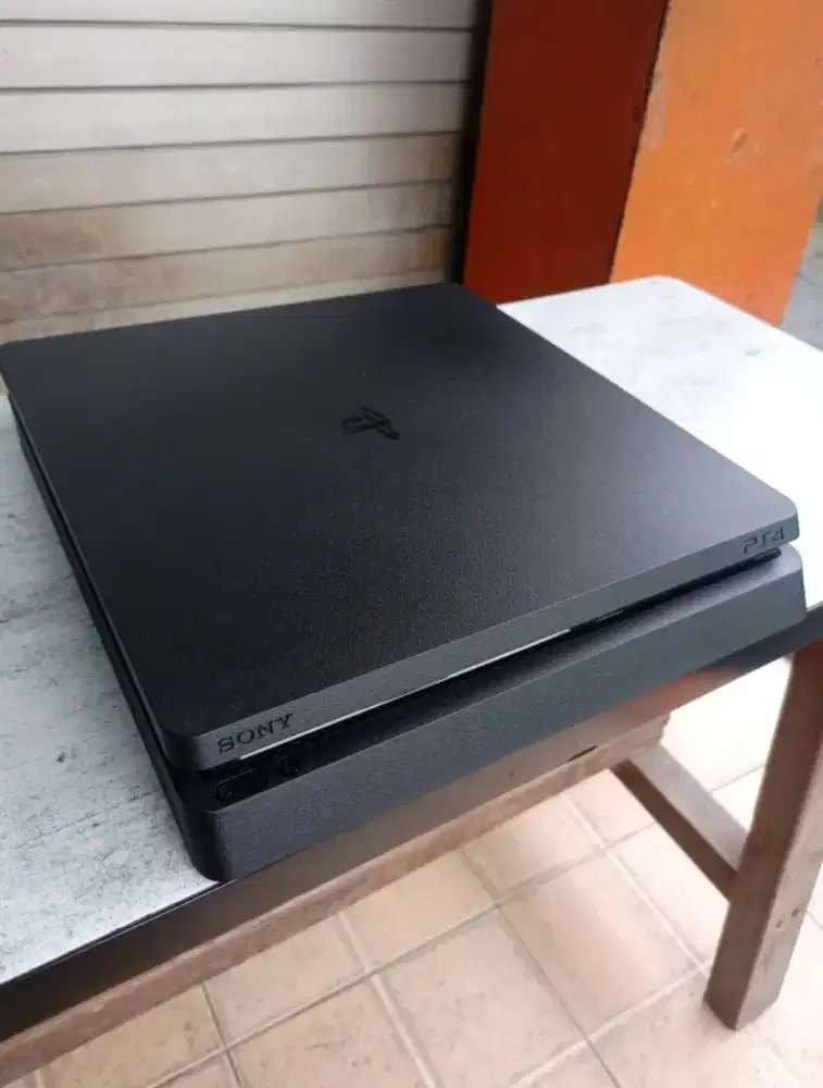 PS4 H e n Slim 6.72 Fullgame