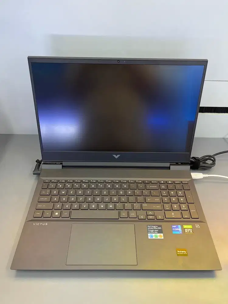 Laptop Gaming HP Victus Intel Core i7-12700H RAM 16GB SSD 512GB Win 11
