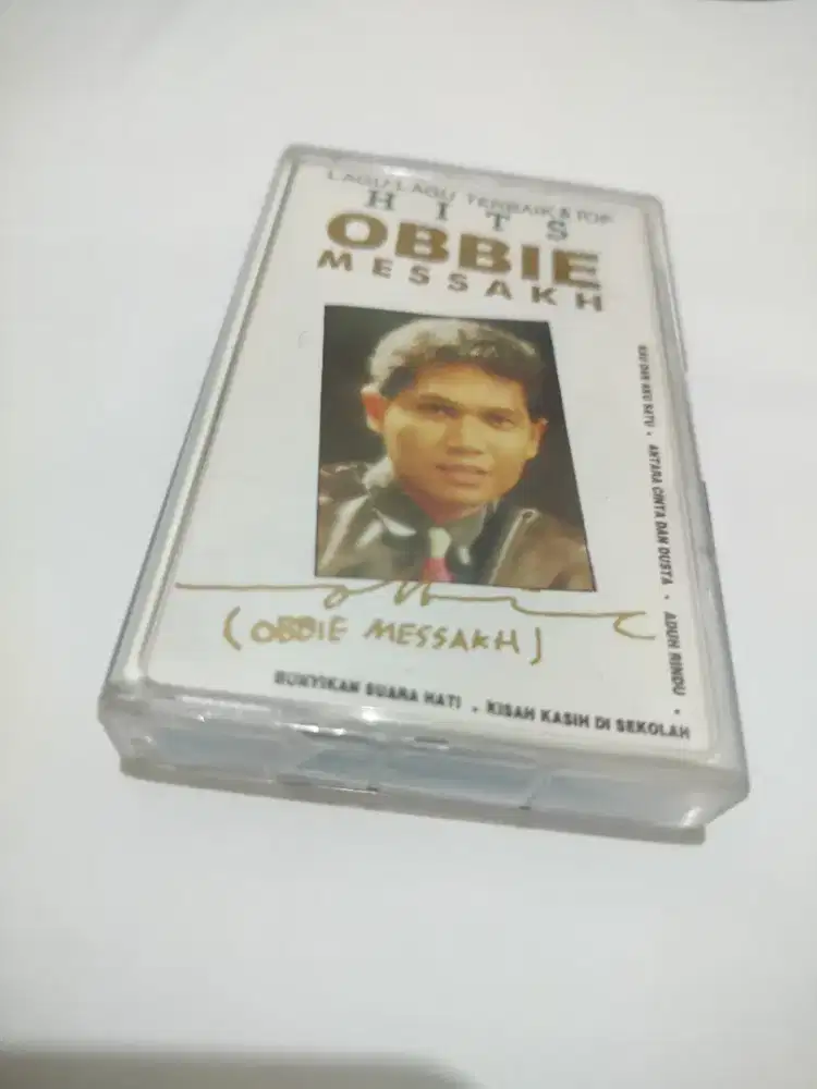 kaset pita bekas, obbie mesakh hits