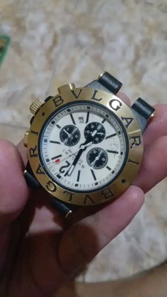 Jual bekas - jam tangan Bvlagari Titanium 90 gr 44 mm CH35S-D24884