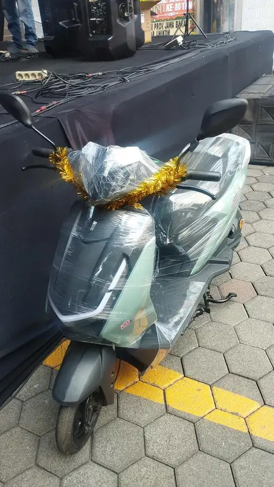 Sepeda Listrik U-Winfly D66B