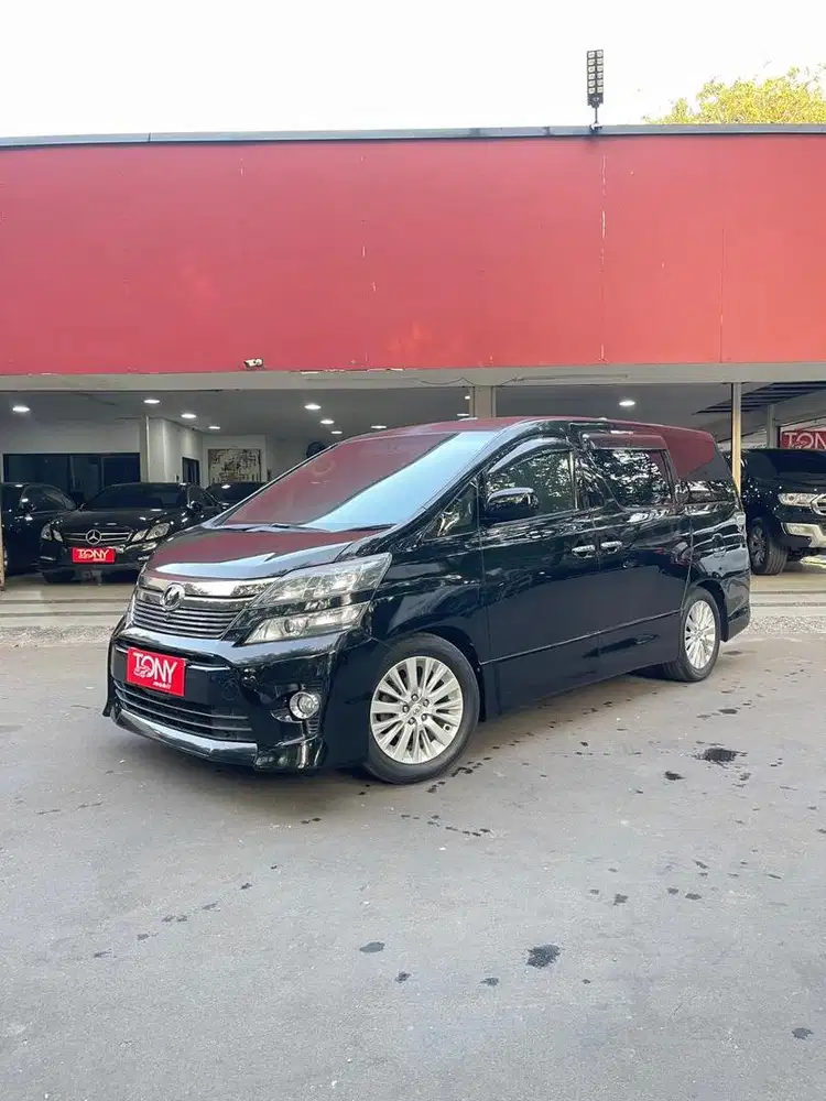 Toyota Vellfire ZG Premium Sound 2013 Hitam