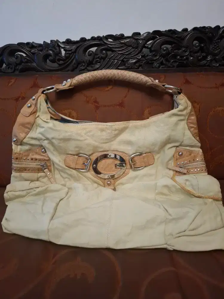 Shoulder bag guess