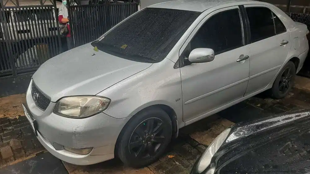 Toyota Vios 2004 Bensin