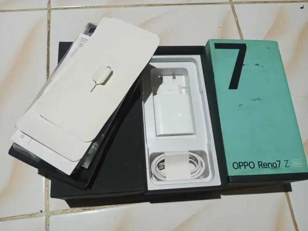 Oppo Reno 7 Z Ram 8/256