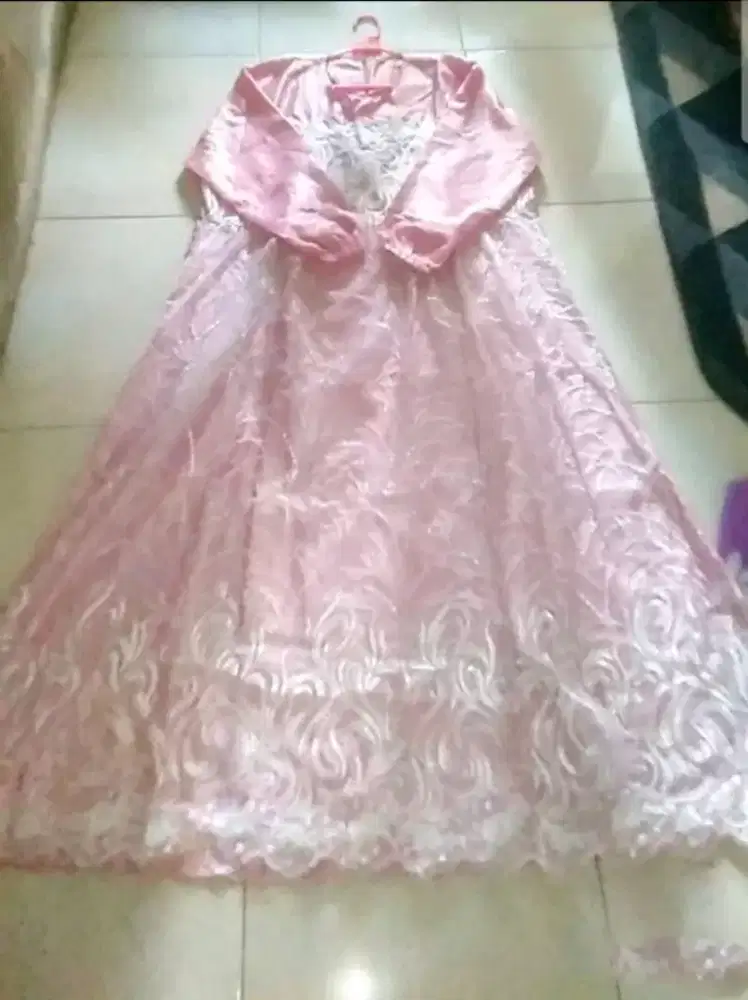 Gaun pesta pink jumbo ~ dipakai sekali