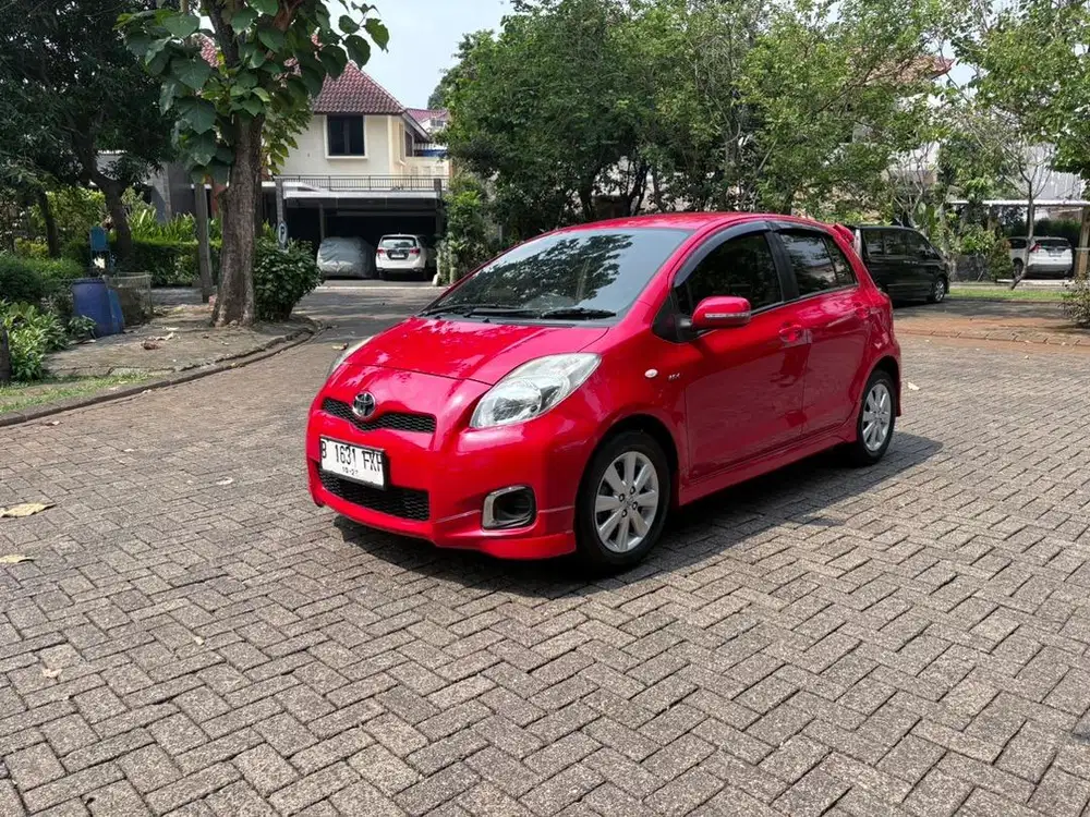 Toyota Yaris E At Merah Tahun 2012 Original Record Toyota Km Rendah