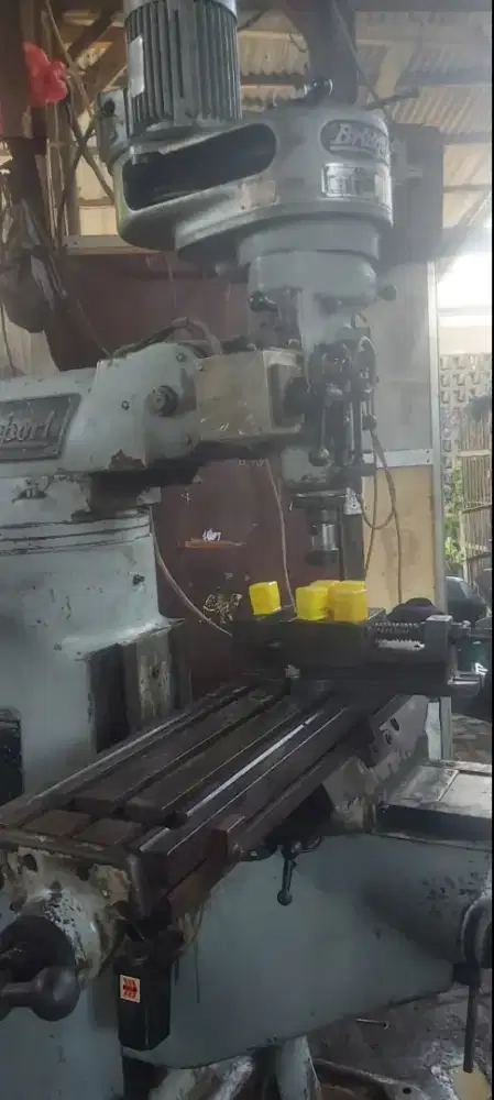 Mesin Milling merk BIGESPORT P:1100, L:200