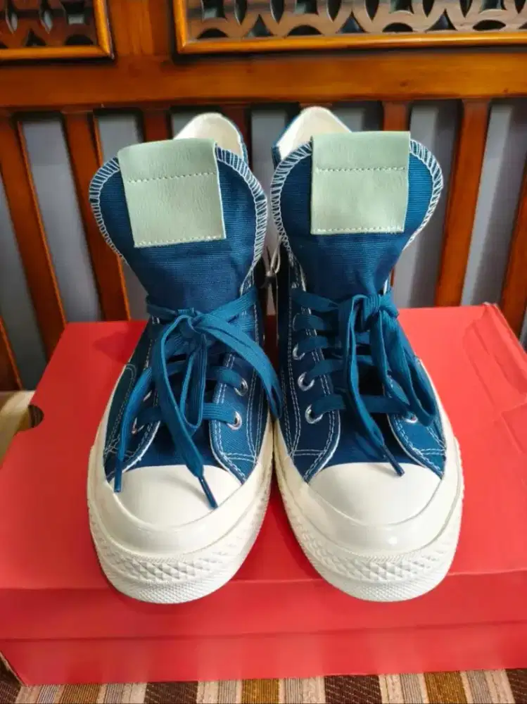 SEPATU CONVERSE ORIGINAL MASIH BARU