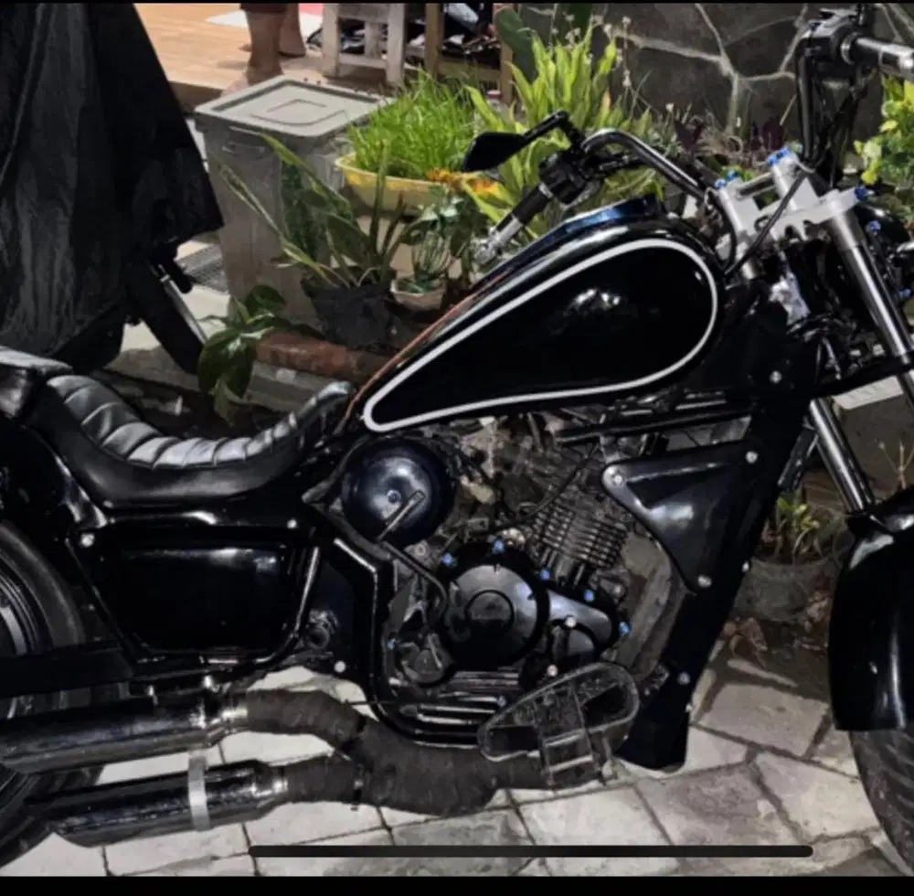 YAMAHA BYSON _ CUSTOMS