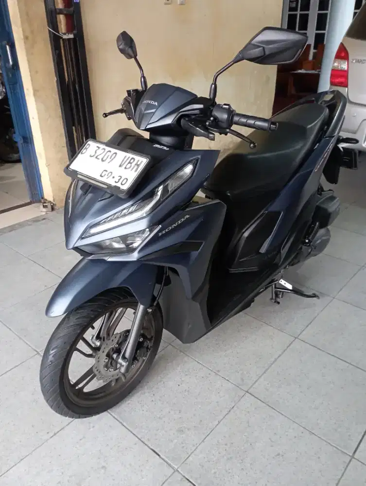 Honda Vario 125 Iss keyless 2025 kondisi bagus