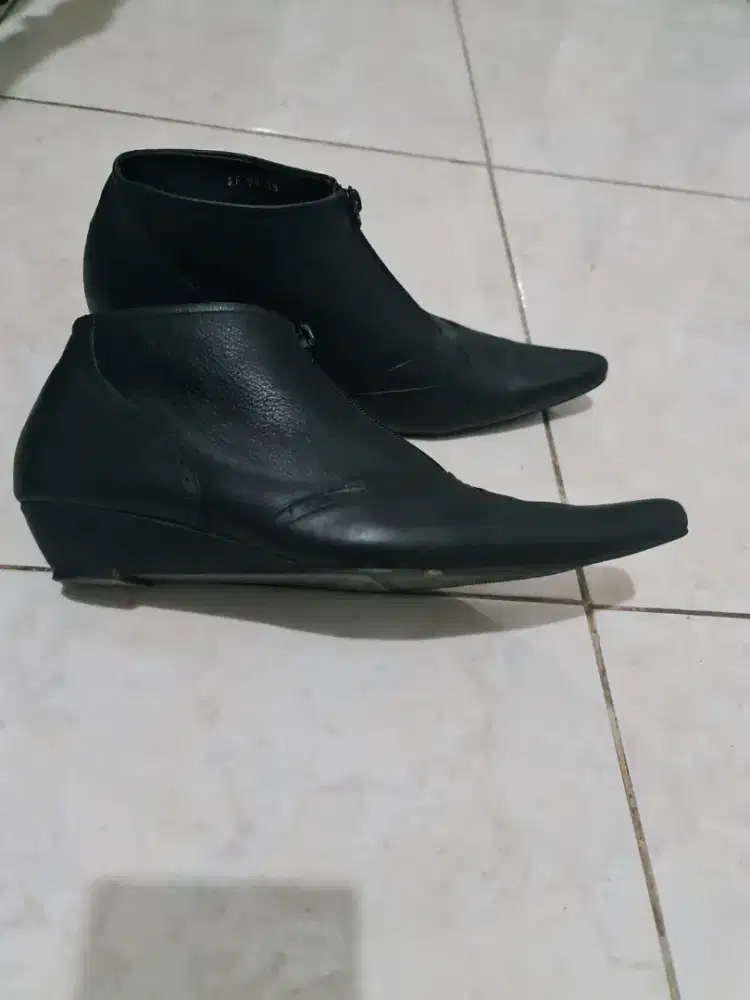 Sepatu Boot Wanita kulit ori
