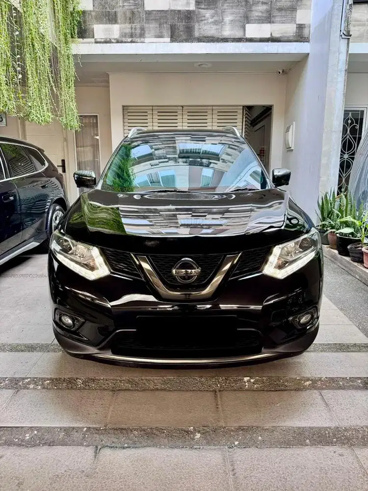 BU CASH! ALL NEW NISSAN XTRAIL T32 2.5 AT 2014 SUPER ISTIMEWA TERAWAT!