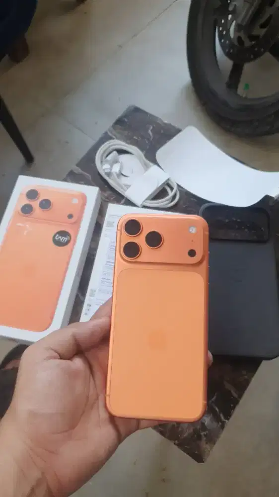 iphone 17 pro max 256gb ibox on garansi