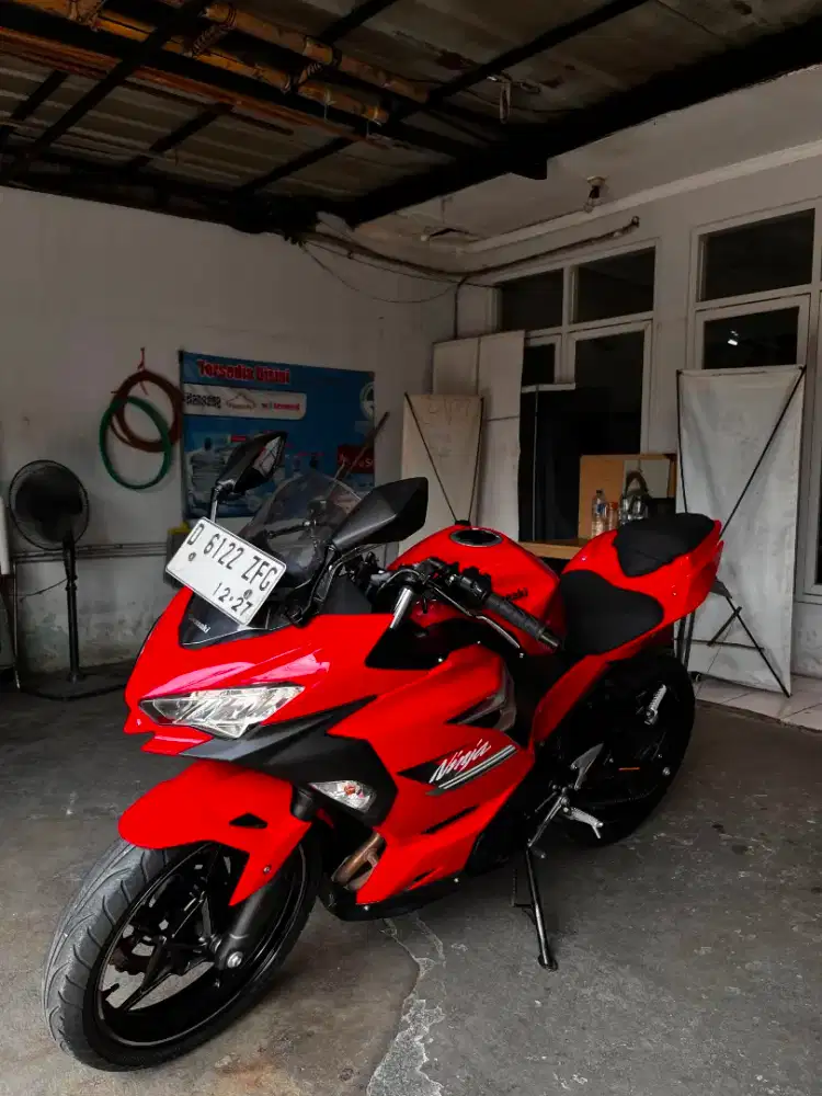 Forsale, Kawasaki Ninja 250 tahun 2022 fi