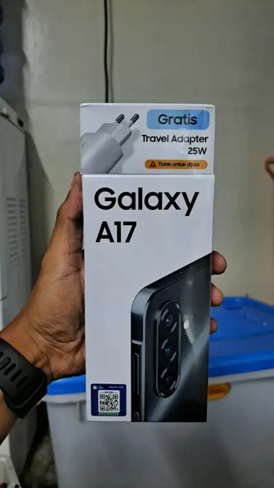 Samsung A17 8+8/+128GB