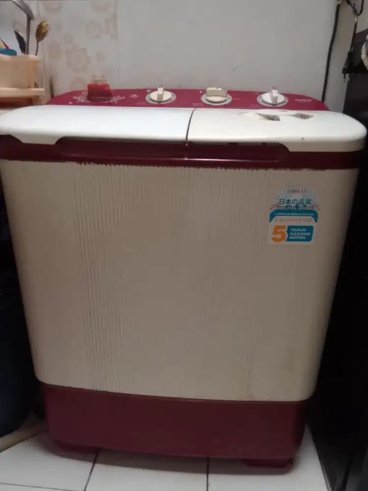 Mesin cuci Sanken 7 kg