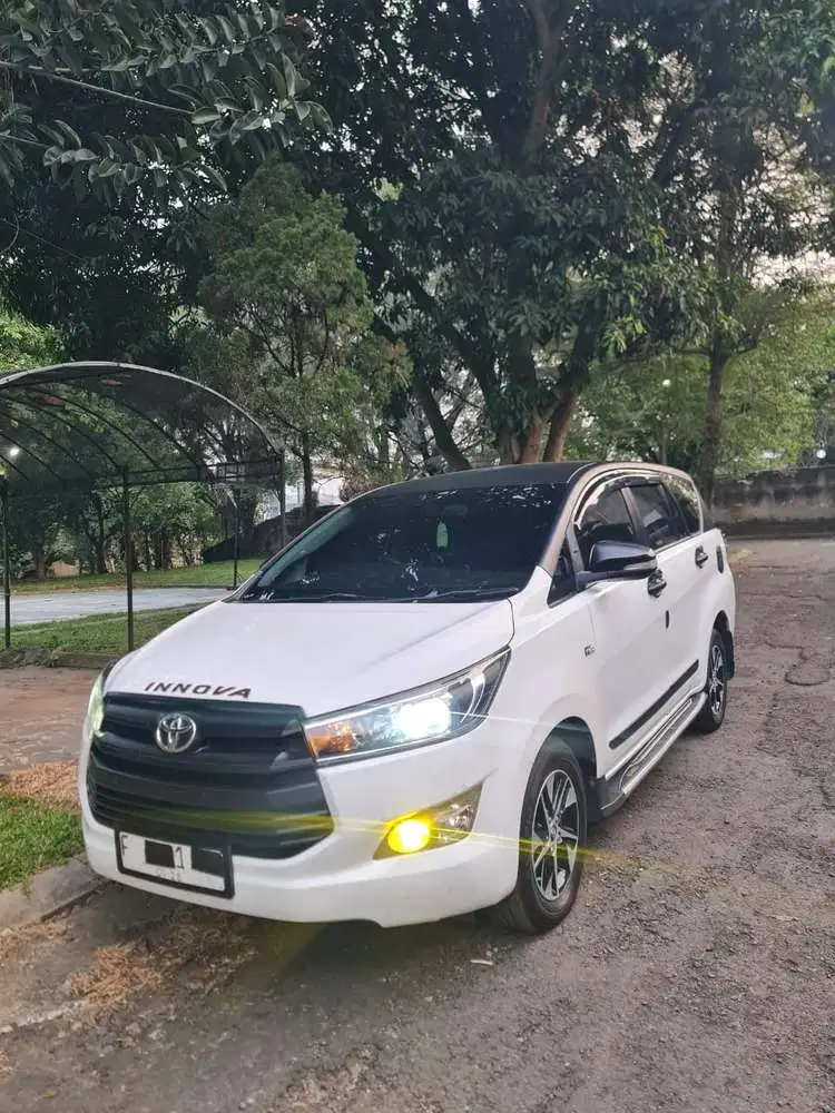 Jual mobil cara syariah # INNOVA REBORN G matic 2018