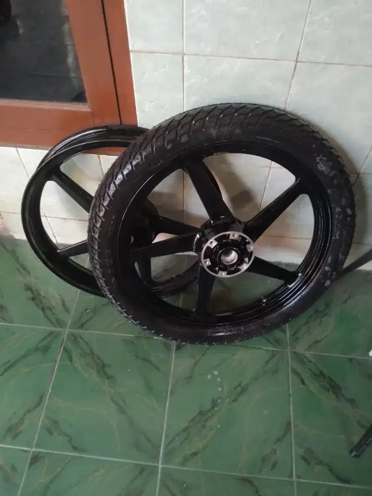 Velg yamaha ori