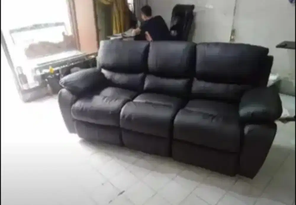 New reparasi sofa / kursi