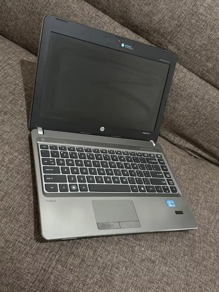 Laptop HP Core i5 2.4Ghz Ram 8GB HDD 500GB Layar 14 Normal