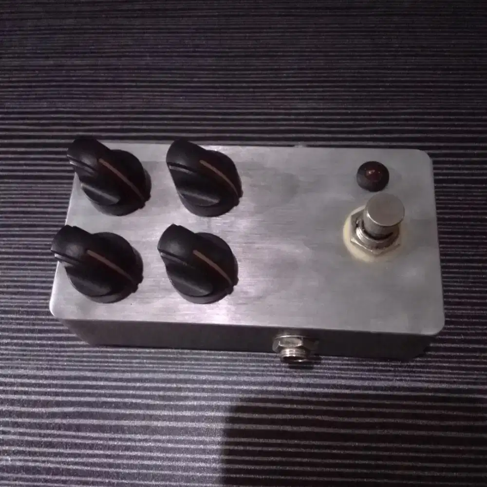 Efek Crunch Distortion