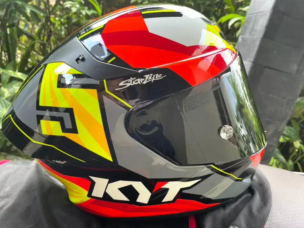 Helm KYT TT Course Jaume Masia