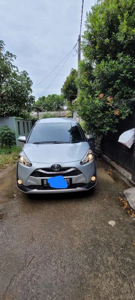 Toyota Sienta 2021 Bensin