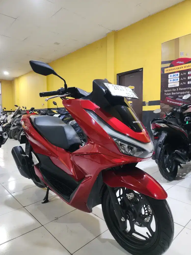 READY NEW PCX 160 CBS WARNA CANTIK KM LOW SIAP PAKAI
