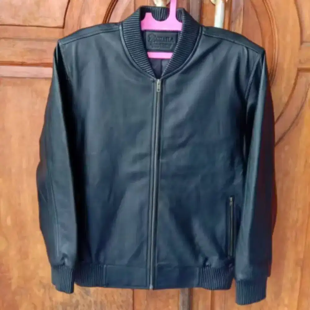 Jaket Kulit Bomber