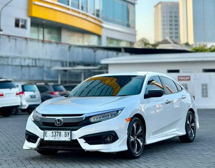 Civic Turbo ES 2016 Istimewa