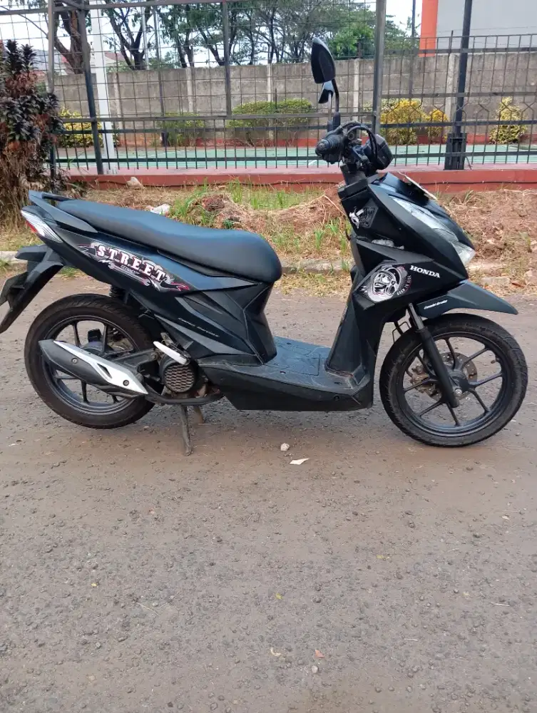 Honda Beat Street 2023 fulori like new pajak panjang low km