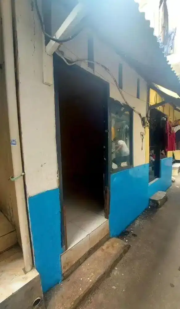 Rumah di Kontrakan